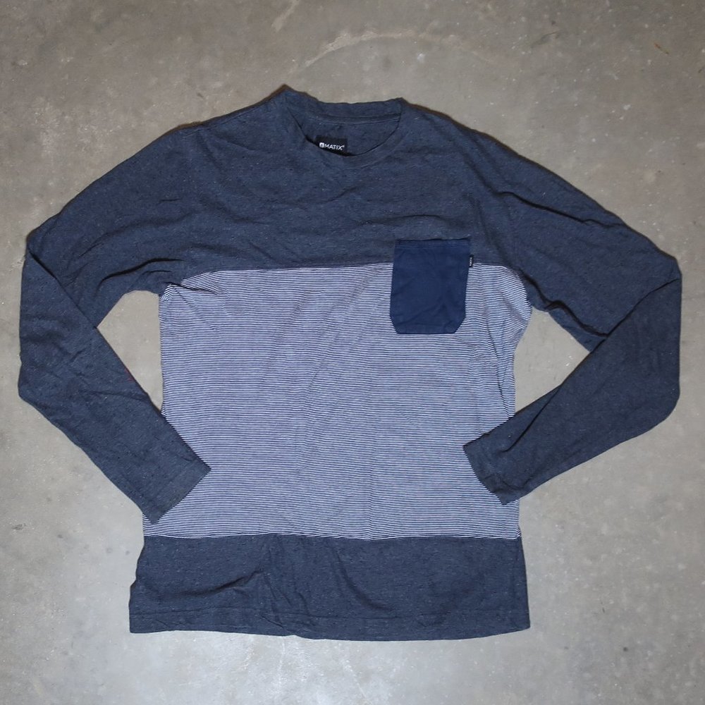 Matix. Men's Small. Long-Sleeve Tee. Charcoal w/ Navy.